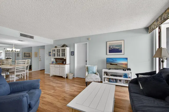 Golfview North Palm Beach I Unit 207 photo 12