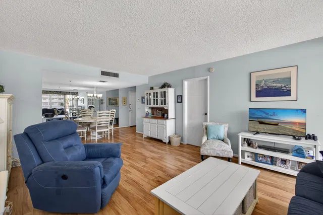 Golfview North Palm Beach I Unit 207 photo 18