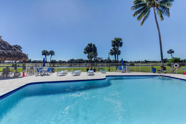 Golfview North Palm Beach I Unit 207 photo 29