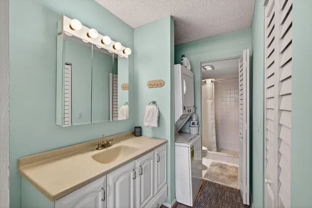 Golfview North Palm Beach I Unit 207 photo 34
