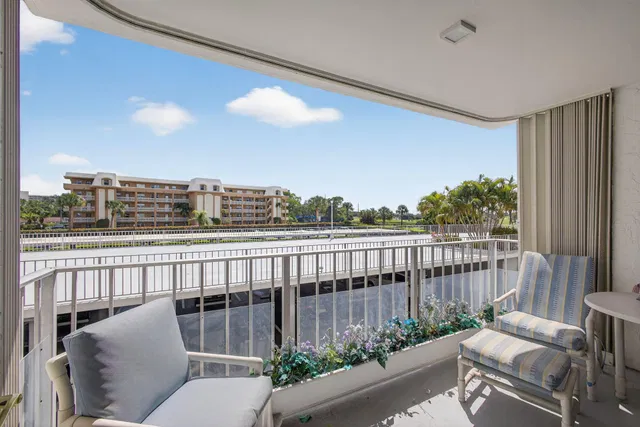 Golfview North Palm Beach I Unit 207 photo 39
