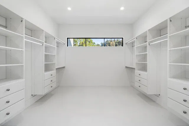  Residence photo 4
