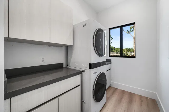  Residence photo 17