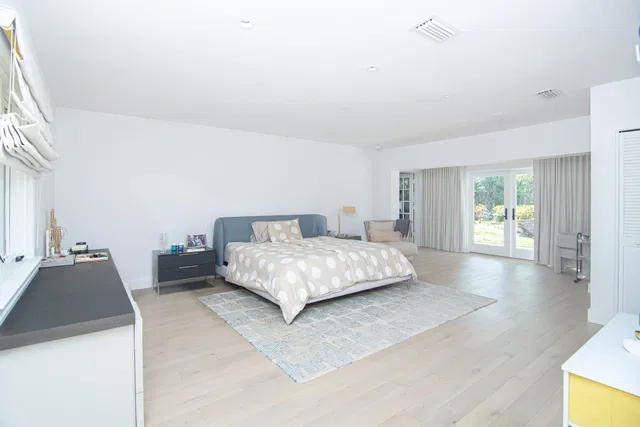 Residence photo 8