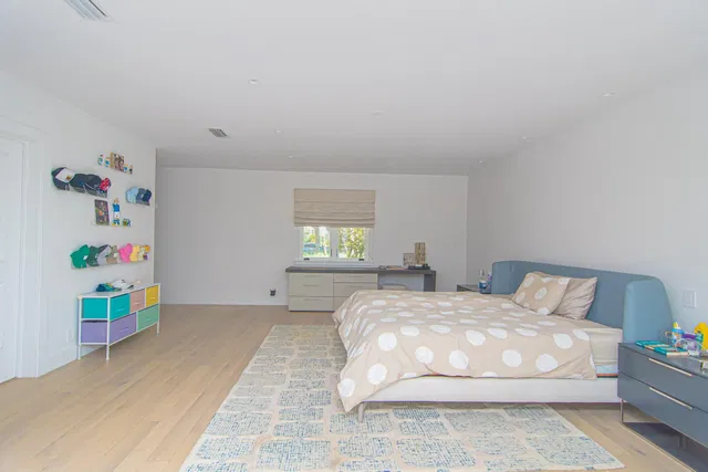 Residence photo 15