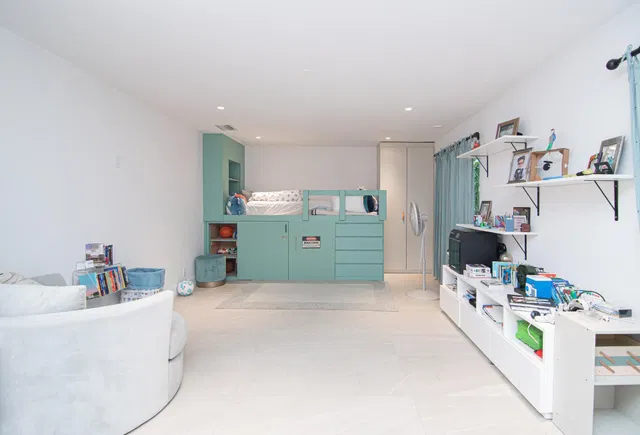 Residence photo 25