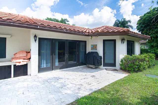 Residence photo 47
