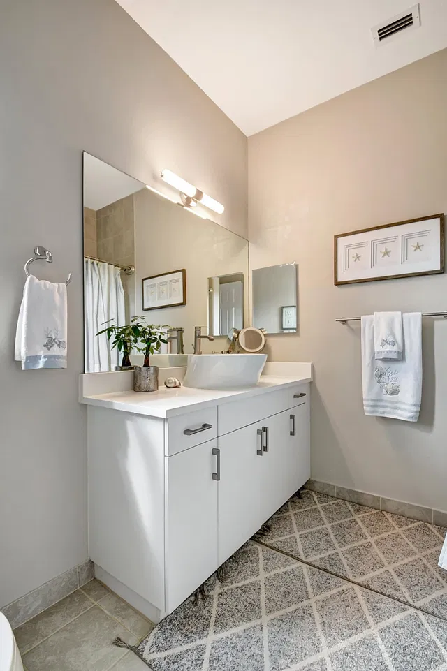 Residence photo 35