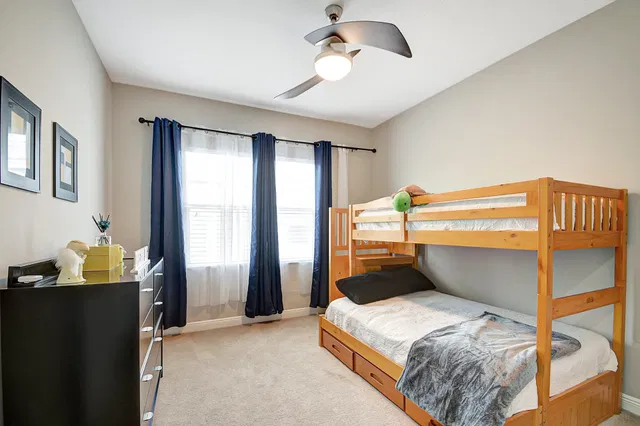 Residence photo 36