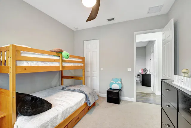 Residence photo 37
