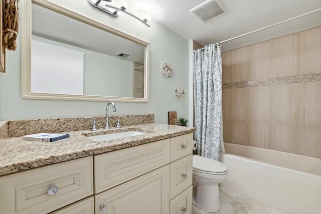 Unit 104 photo 26