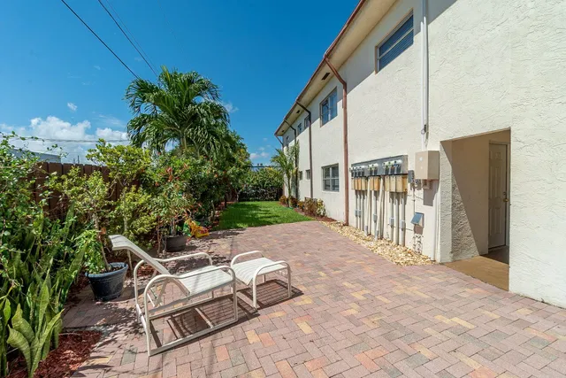Village of North Palm Beach Unit 8 photo 16