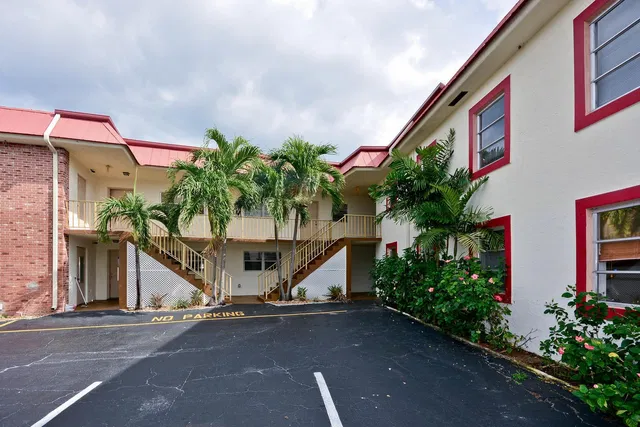 Village of North Palm Beach Unit 8 photo 22