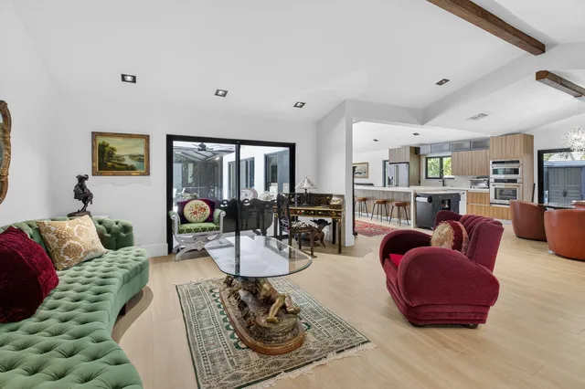 Residence photo 7