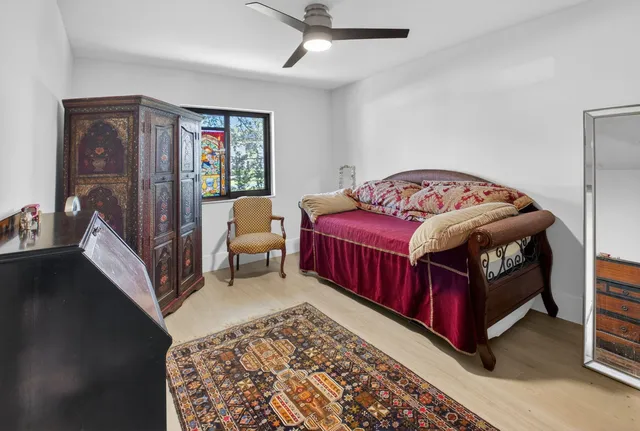 Residence photo 28