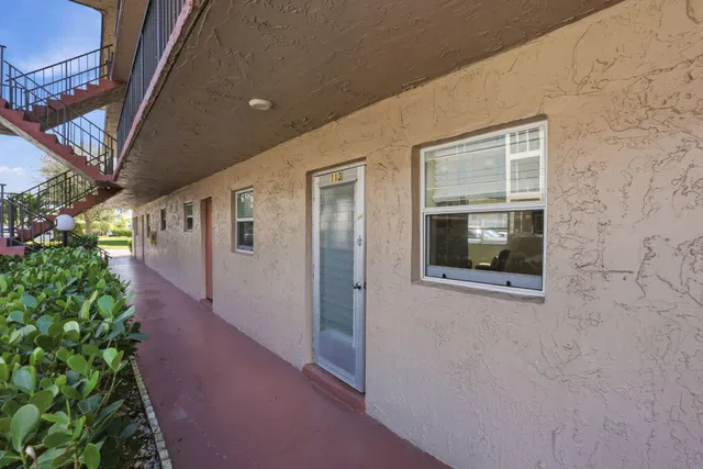Unit 113 photo 2