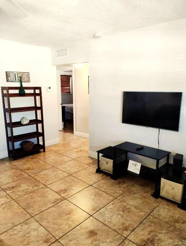 Village of North Palm Beach Unit 205 photo 5