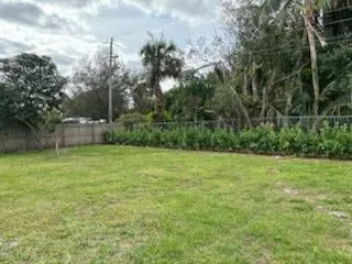 Residence photo 2