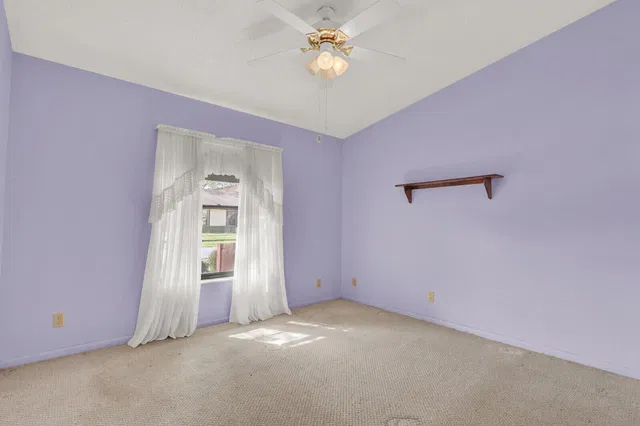  Residence photo 13