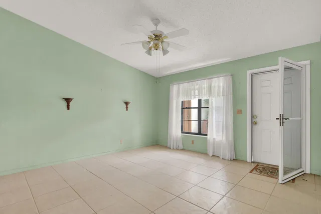  Residence photo 21