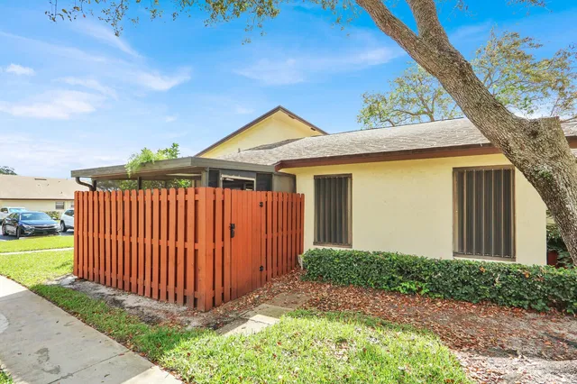  Residence photo 25