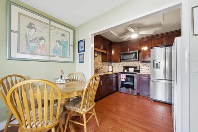 Residence photo 9