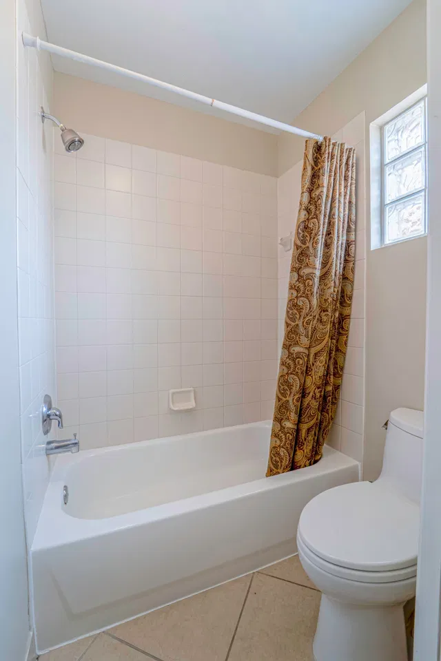 Residence photo 19