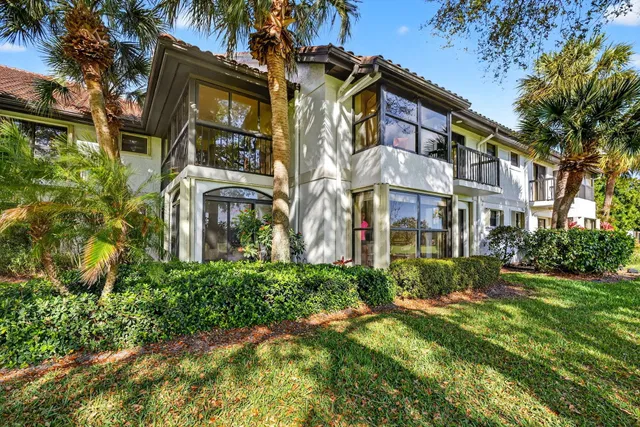 Jonathan's Landing Jupiter FL Unit 110 photo 17