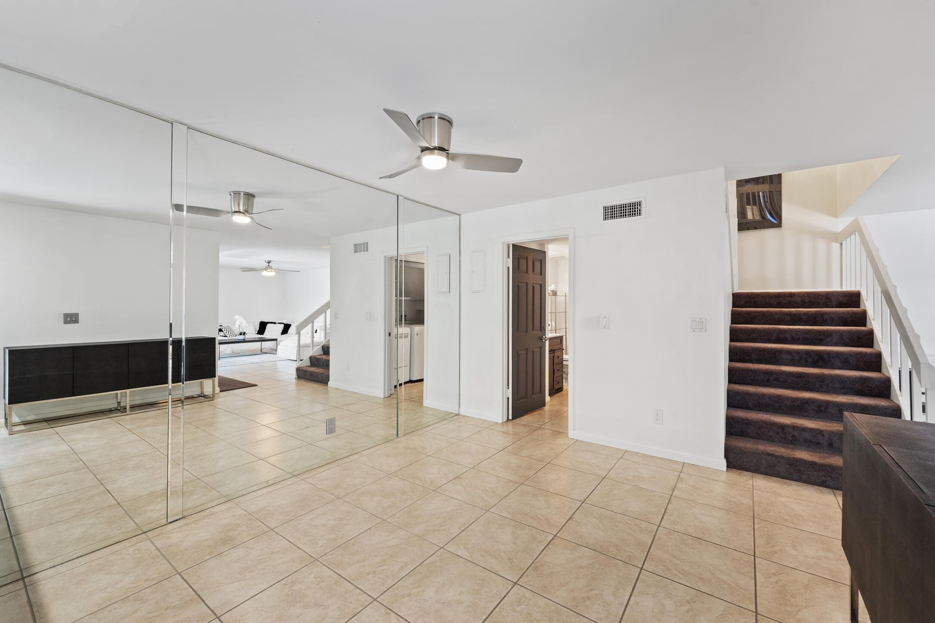 Residence photo 6