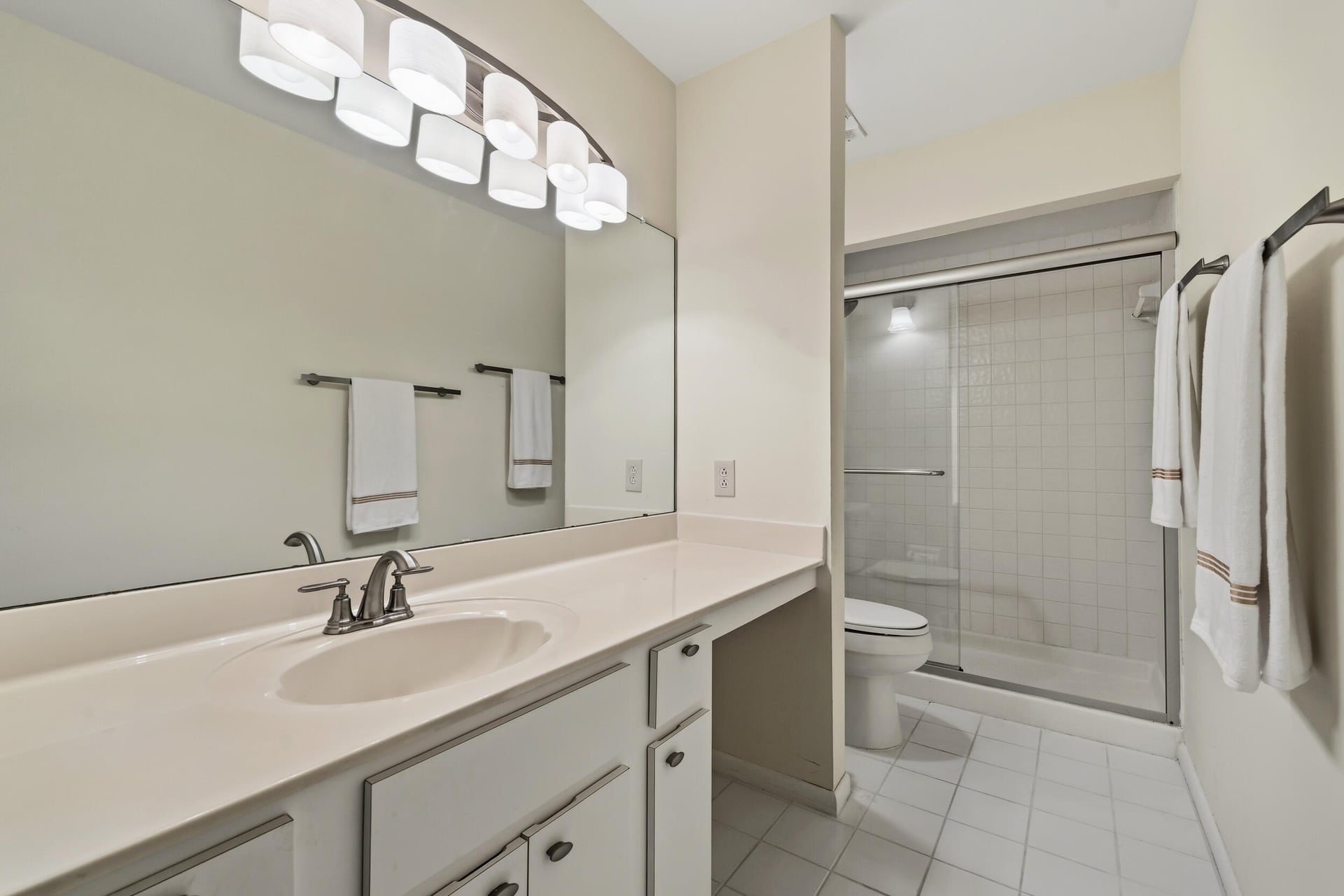 Residence photo 16