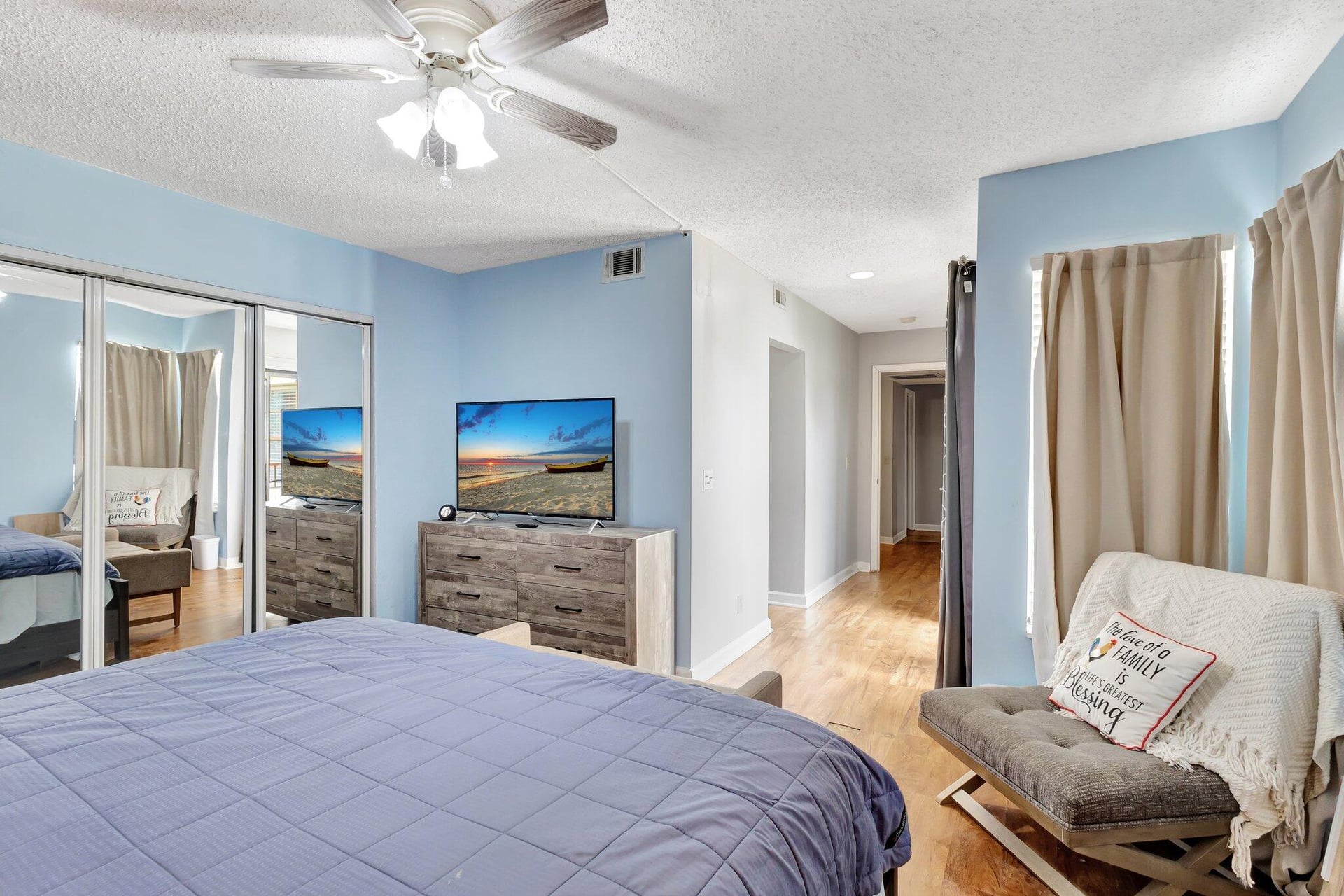 Residence photo 15