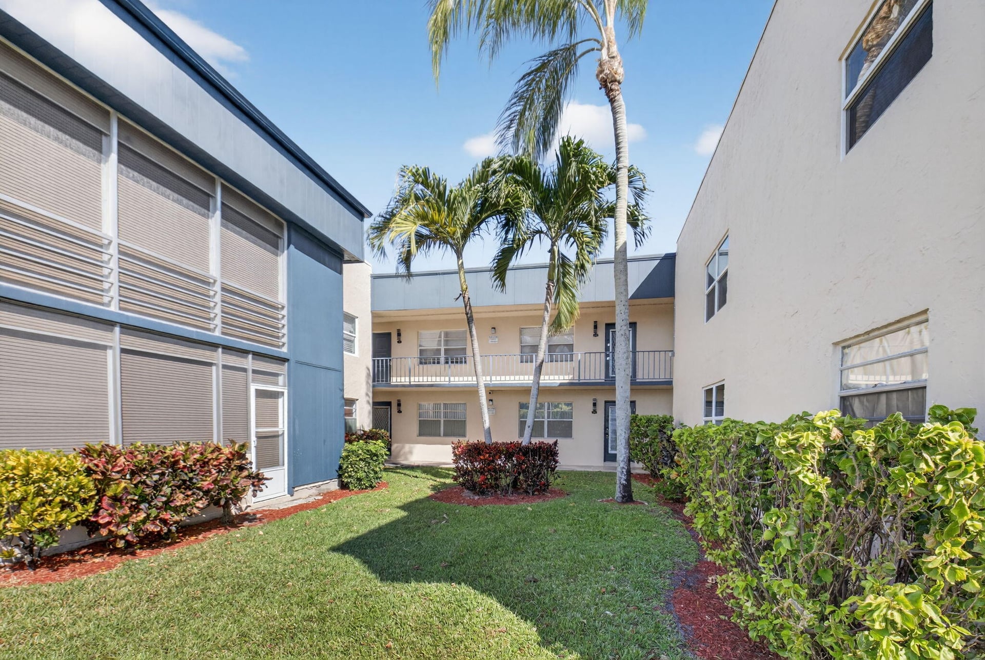 Residence photo 6