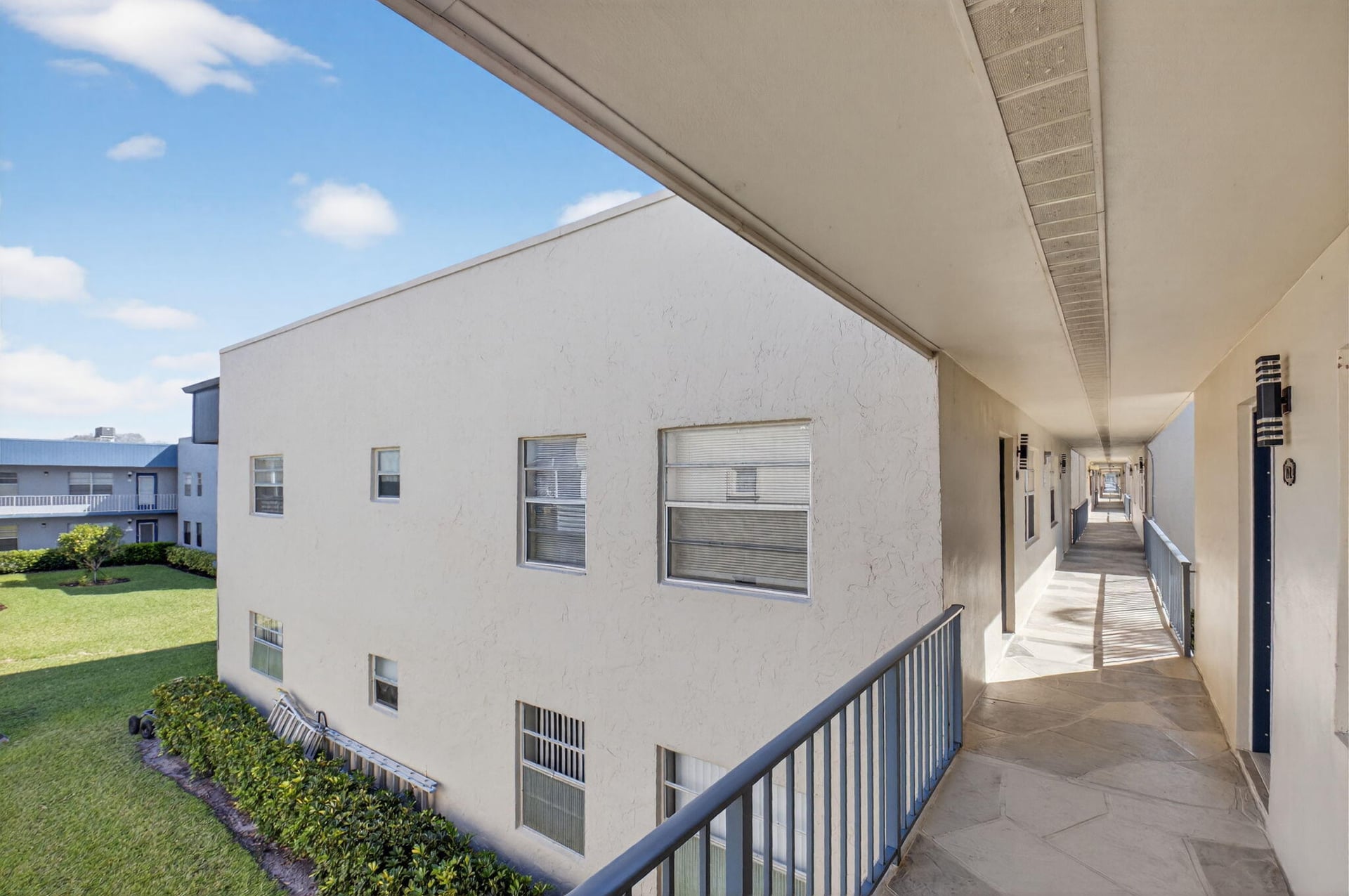 Residence photo 8