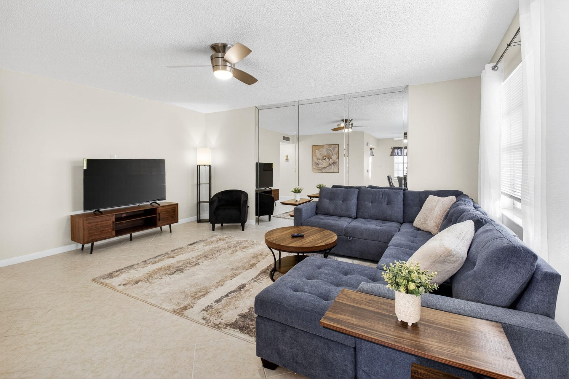 Residence photo 12