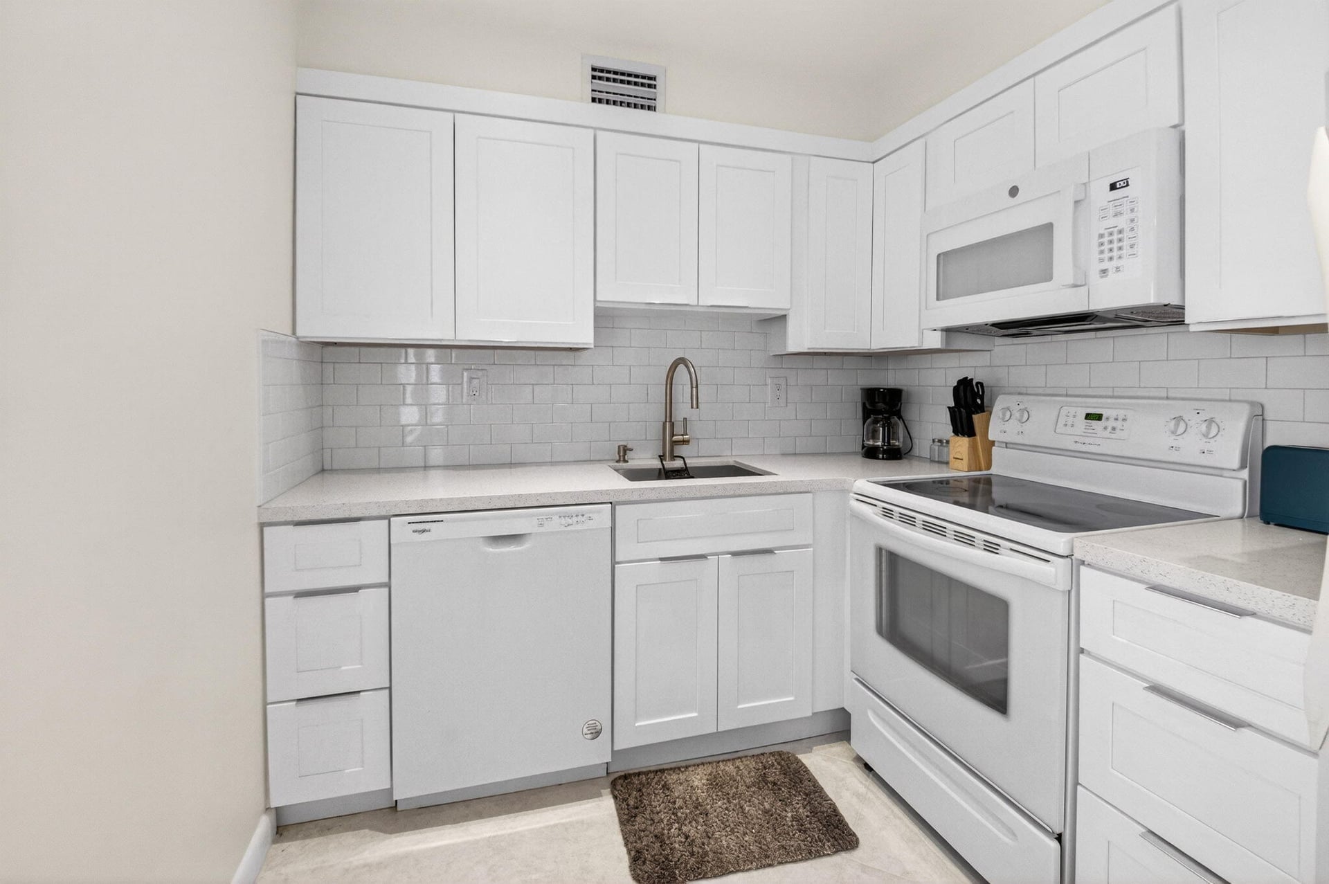 Residence photo 20