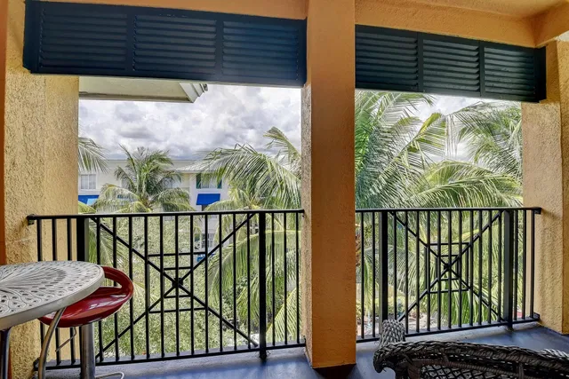 Pineapple Grove Village Condominiums Unit 2516 photo 20