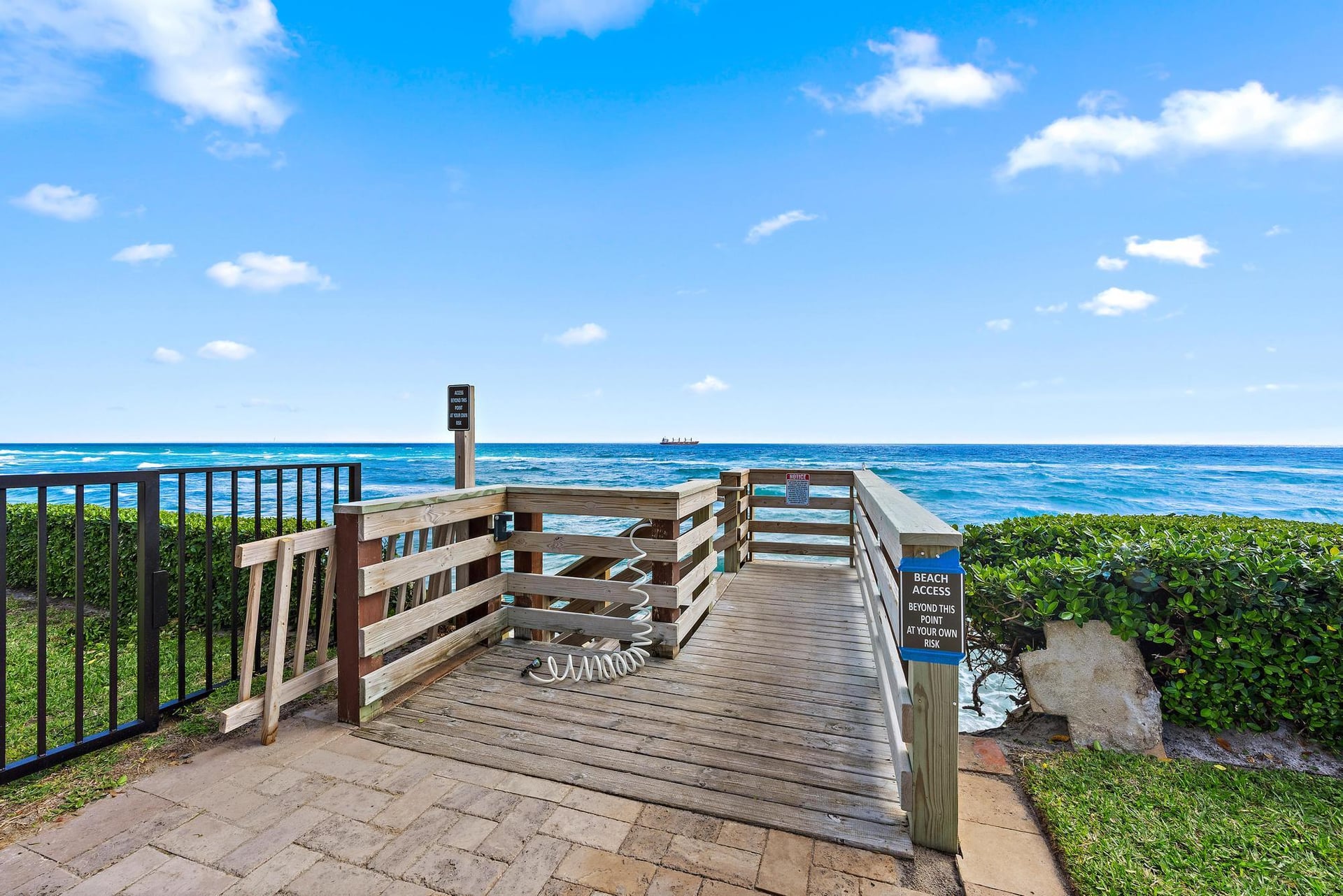 Eastpointe Singer Island Unit 12a photo 27