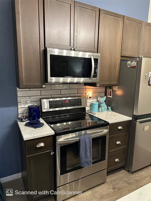 Unit H photo 3