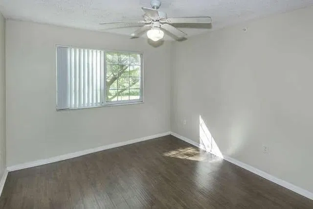 Unit 1508 photo 11