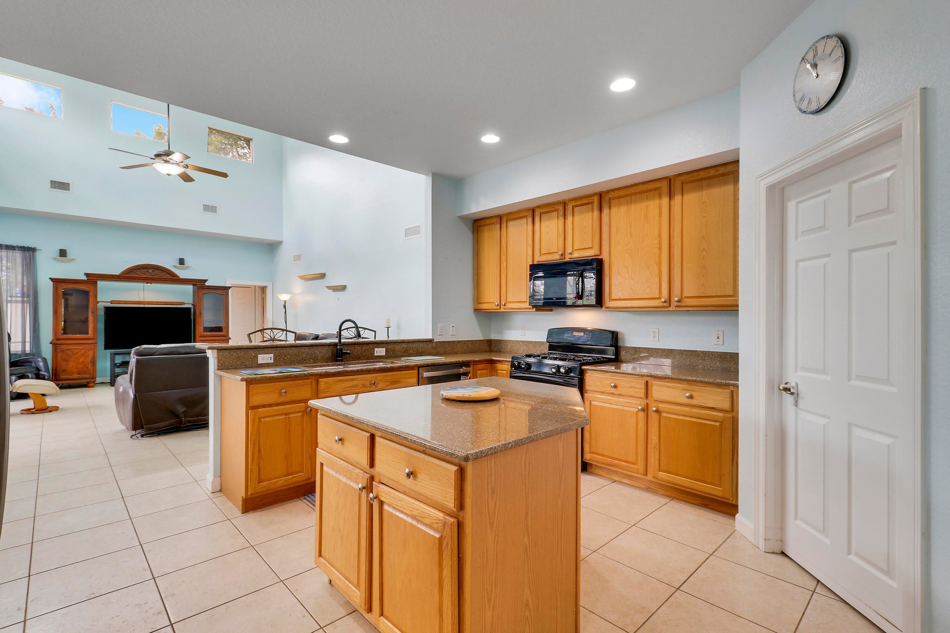  Residence photo 31