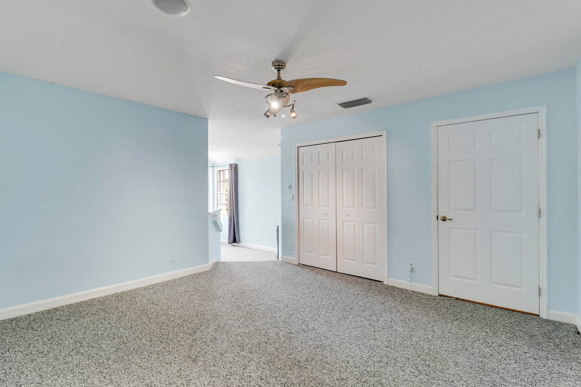 Residence photo 57