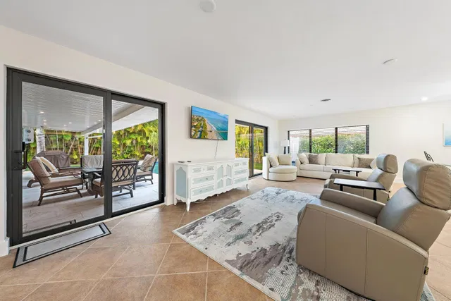 Singer Island Residence photo 11