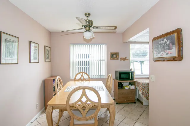 Residence photo 4