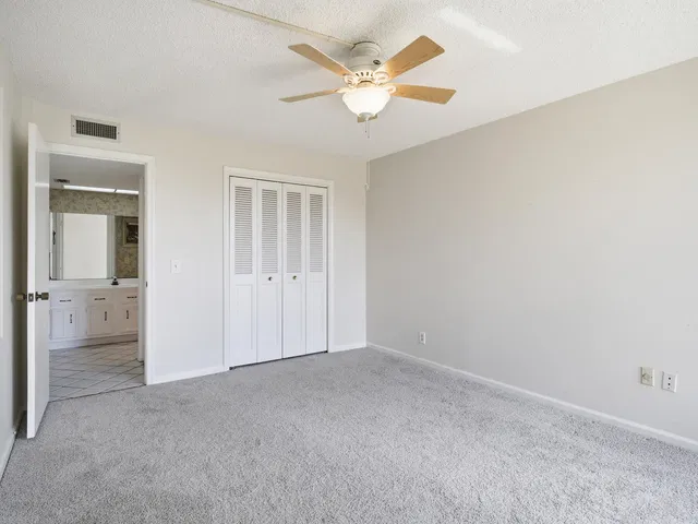 Unit 104 photo 13