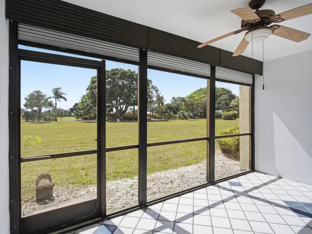 Unit 104 photo 16