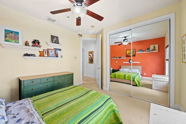 Residence photo 19
