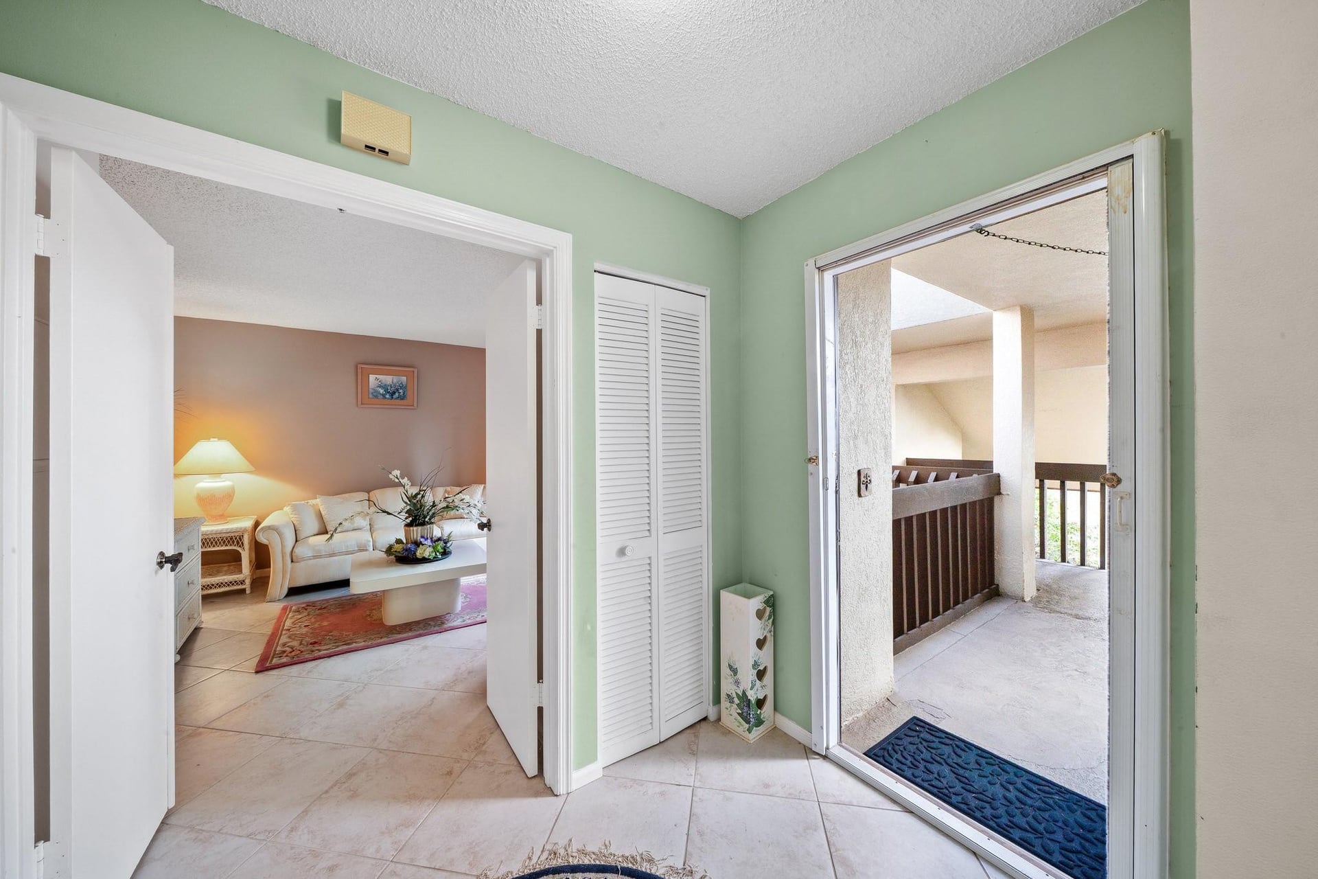 Unit 203 photo 2