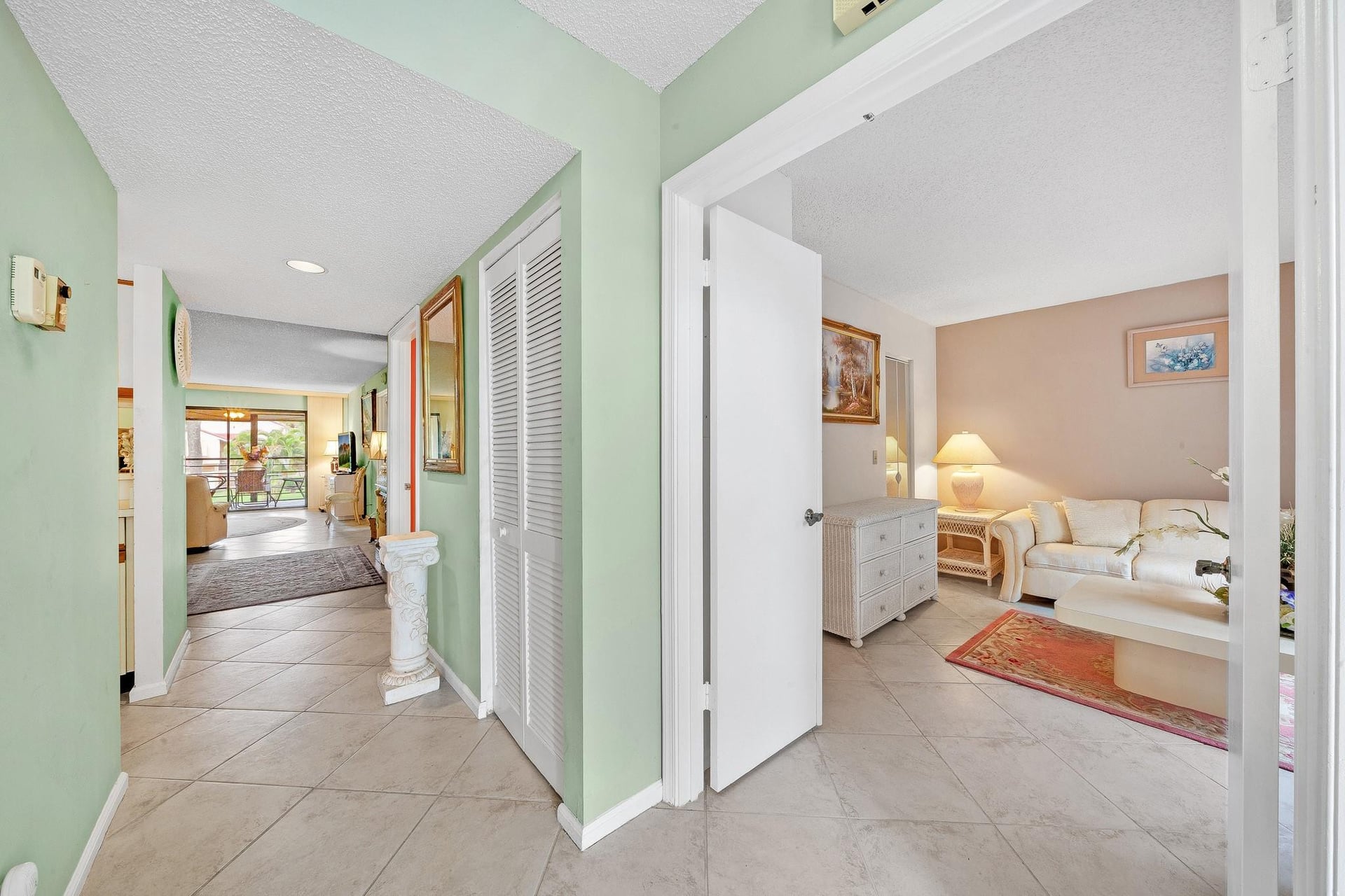 Unit 203 photo 5