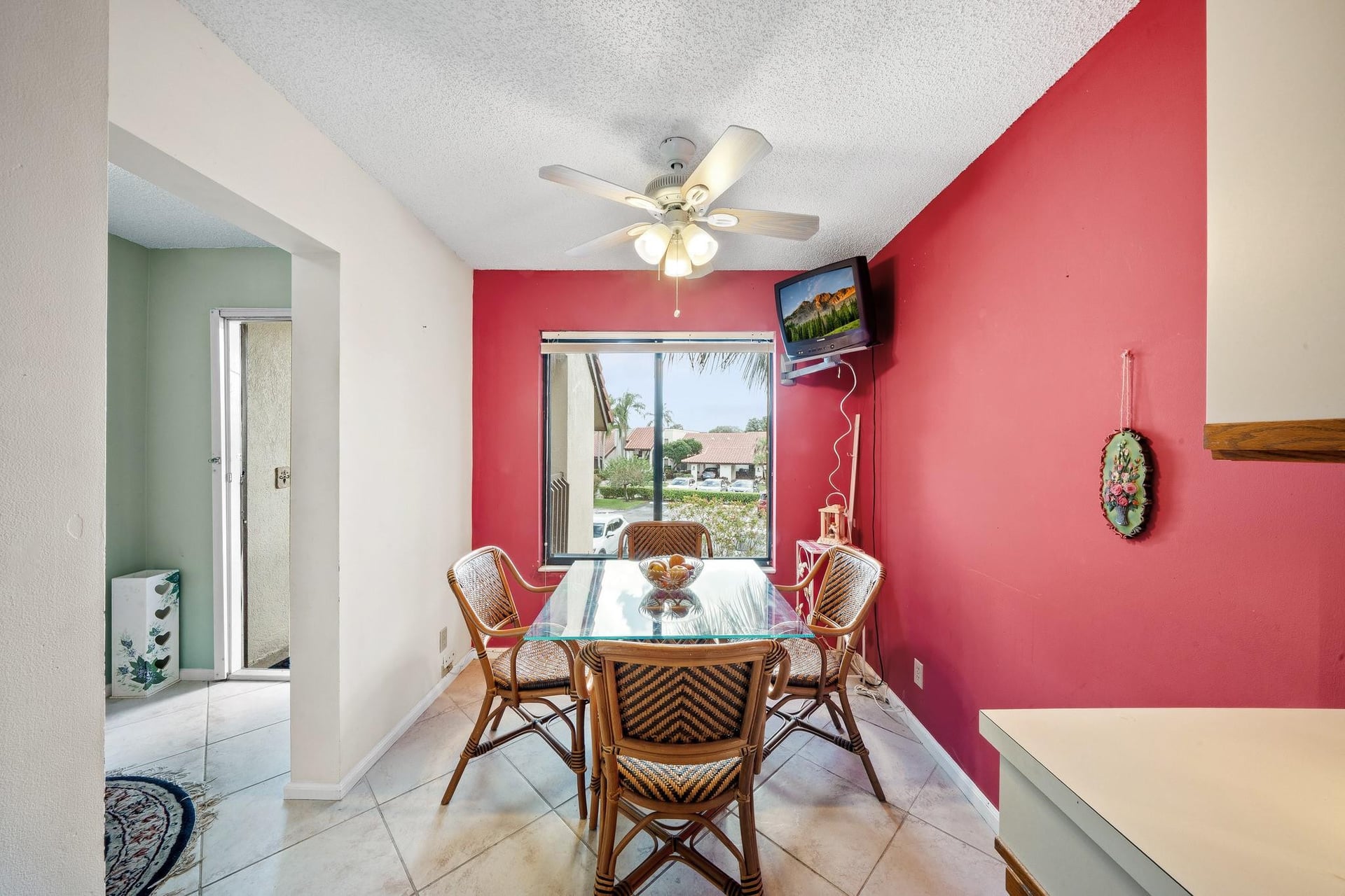 Unit 203 photo 31