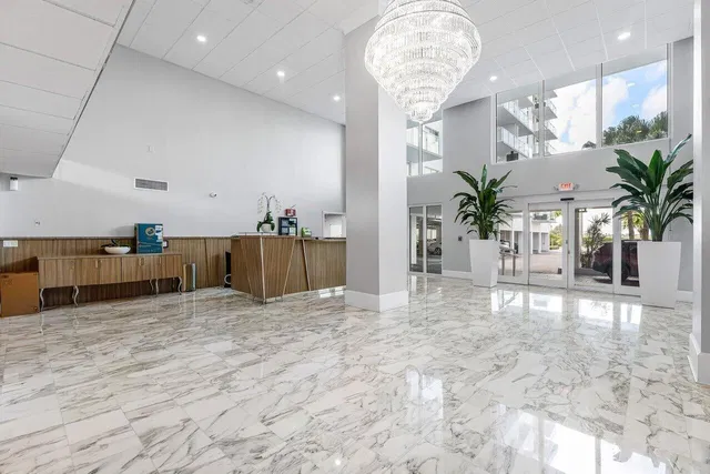 The Patrician of Palm Beach Unit 5010 photo 5